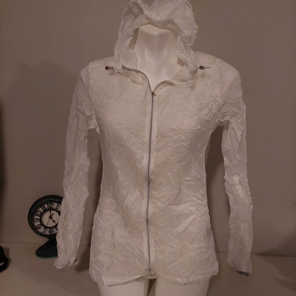 Athletic Collection by 26 International White Sz M Windbreaker Lightweight Nylon - Picture 1 of 9